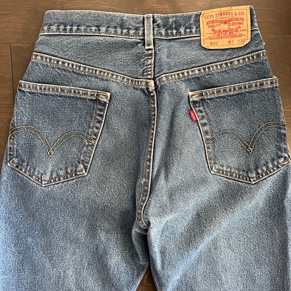 Levi's Urban Renewal Regular Fit Crossover Baggy Jean - Picture 9 of 10